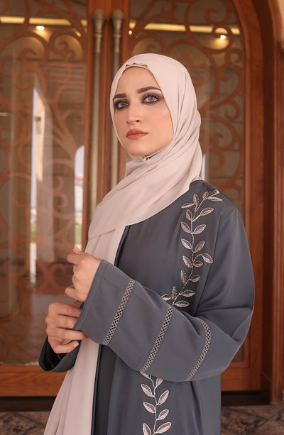 the perfect abaya for any occasion 