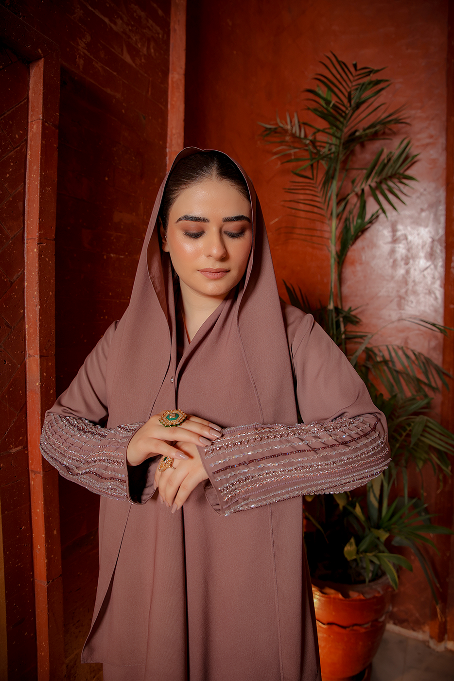 Mauve Radiance Abaya