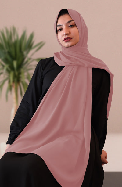 chiffon hijab in light pink colour