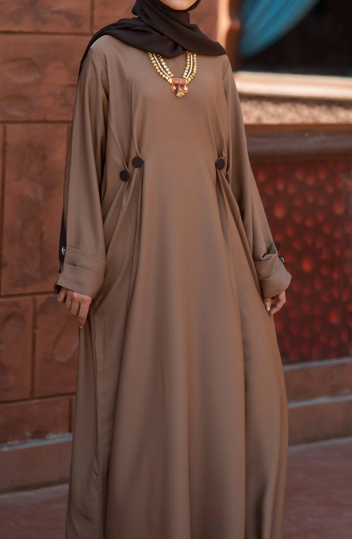 beige pleated closed abaya in pakistan
