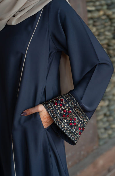 embroidered sleeves grey abaya