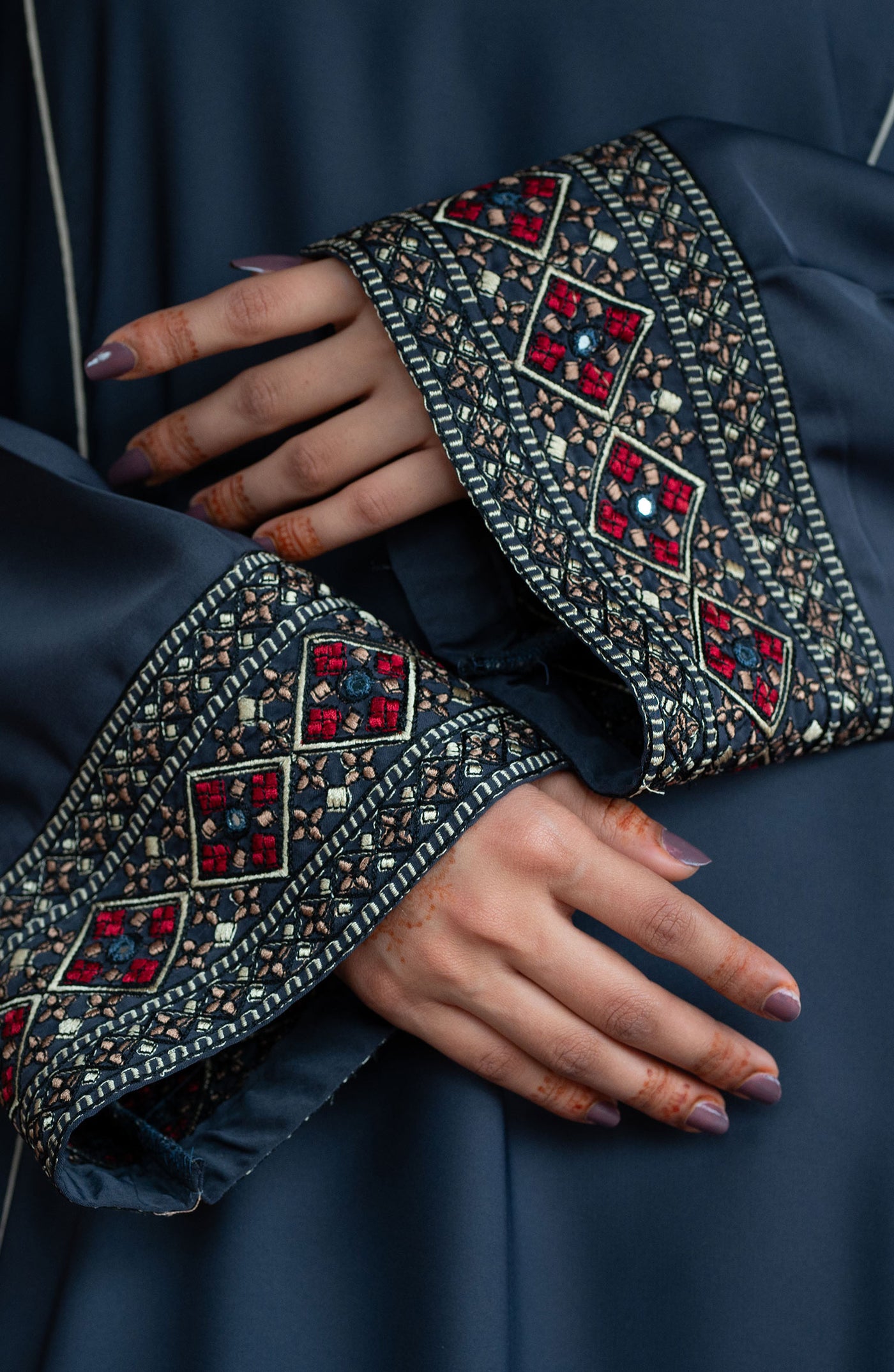 embroidered sleeves abaya in grey color