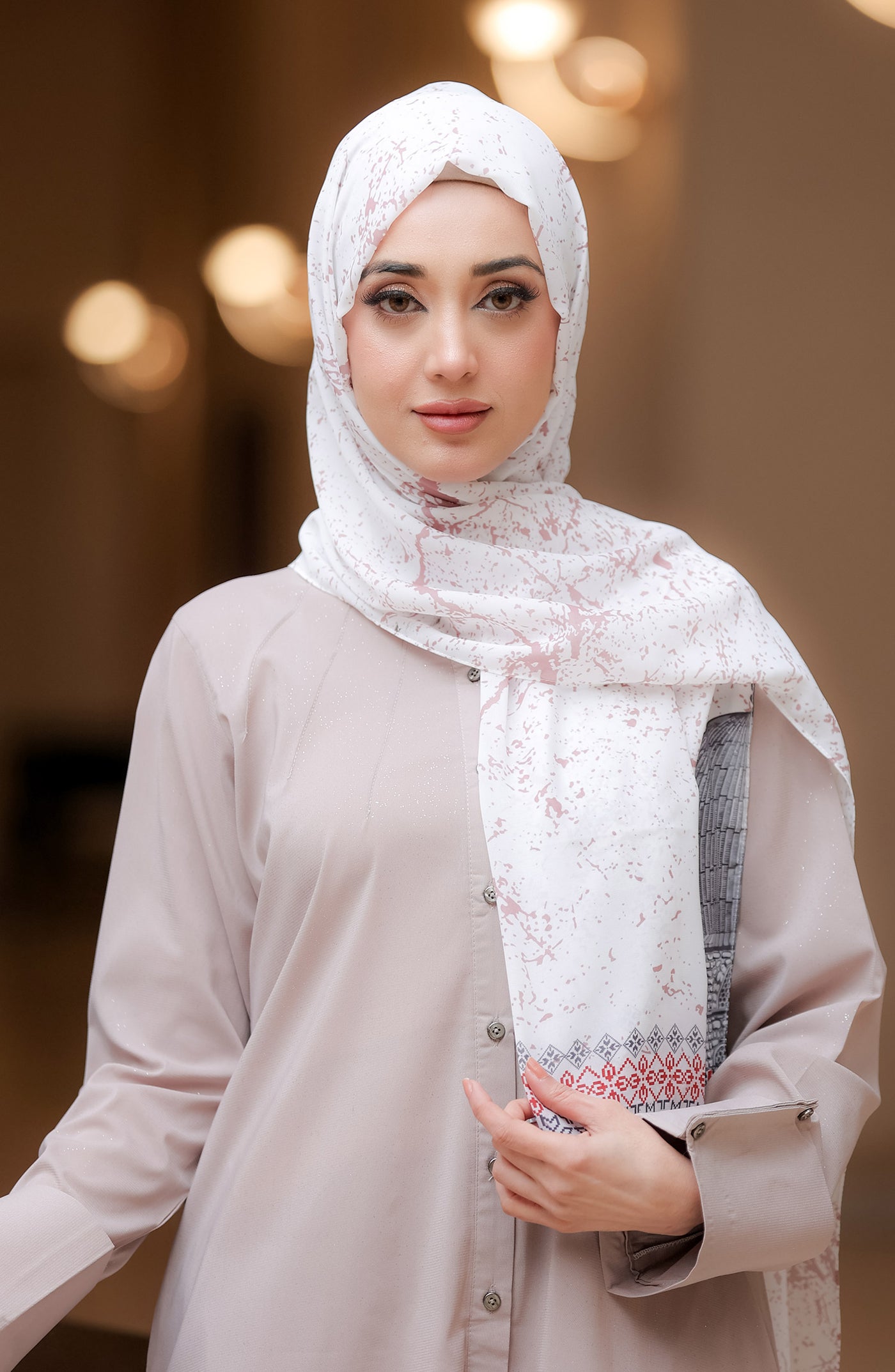 women white palestine hijab