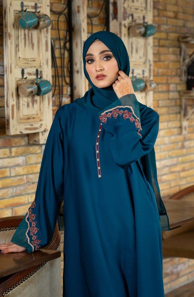 zinc abaya with embroidered sleeves