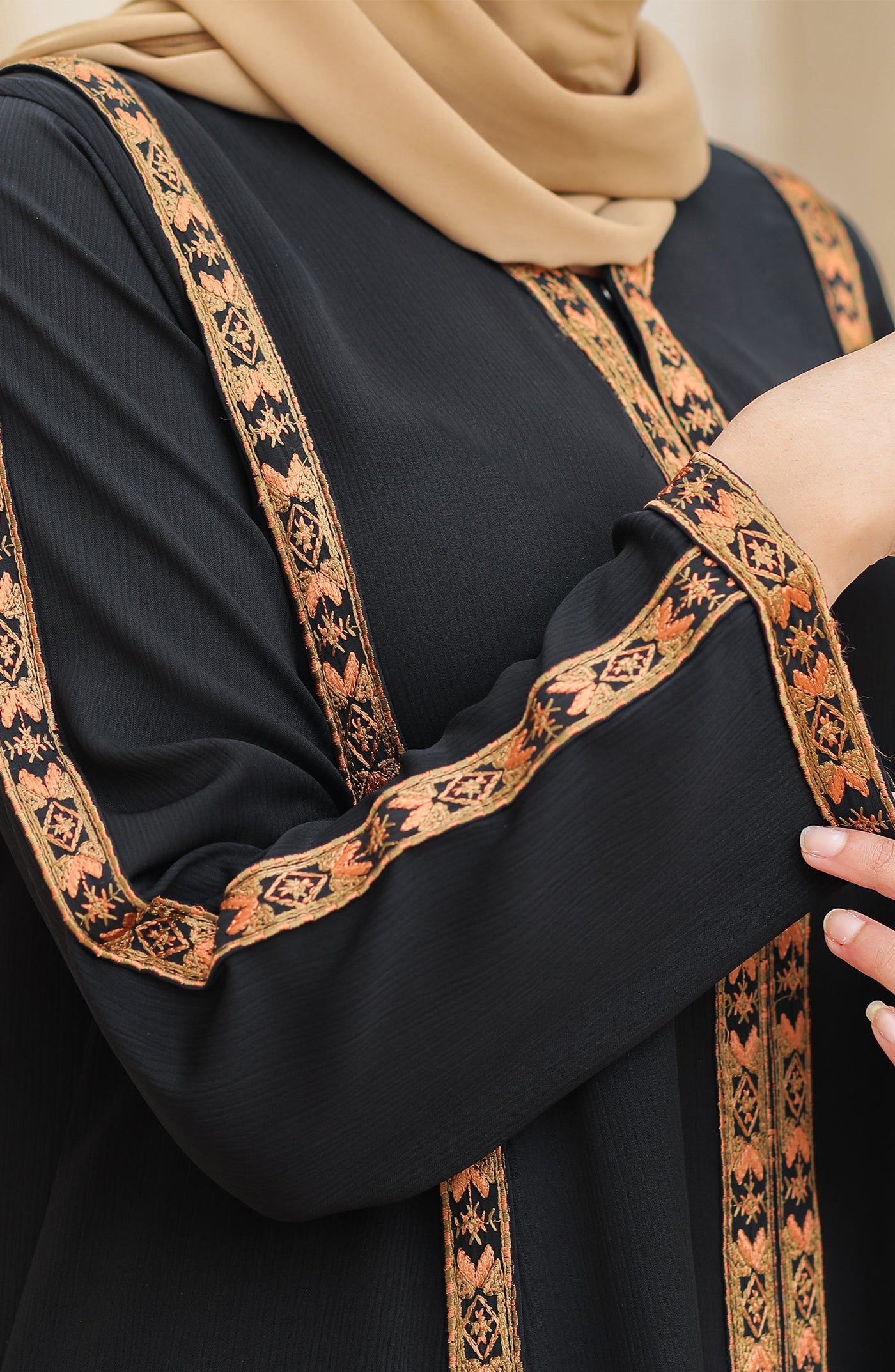 front close black abaya by malbus