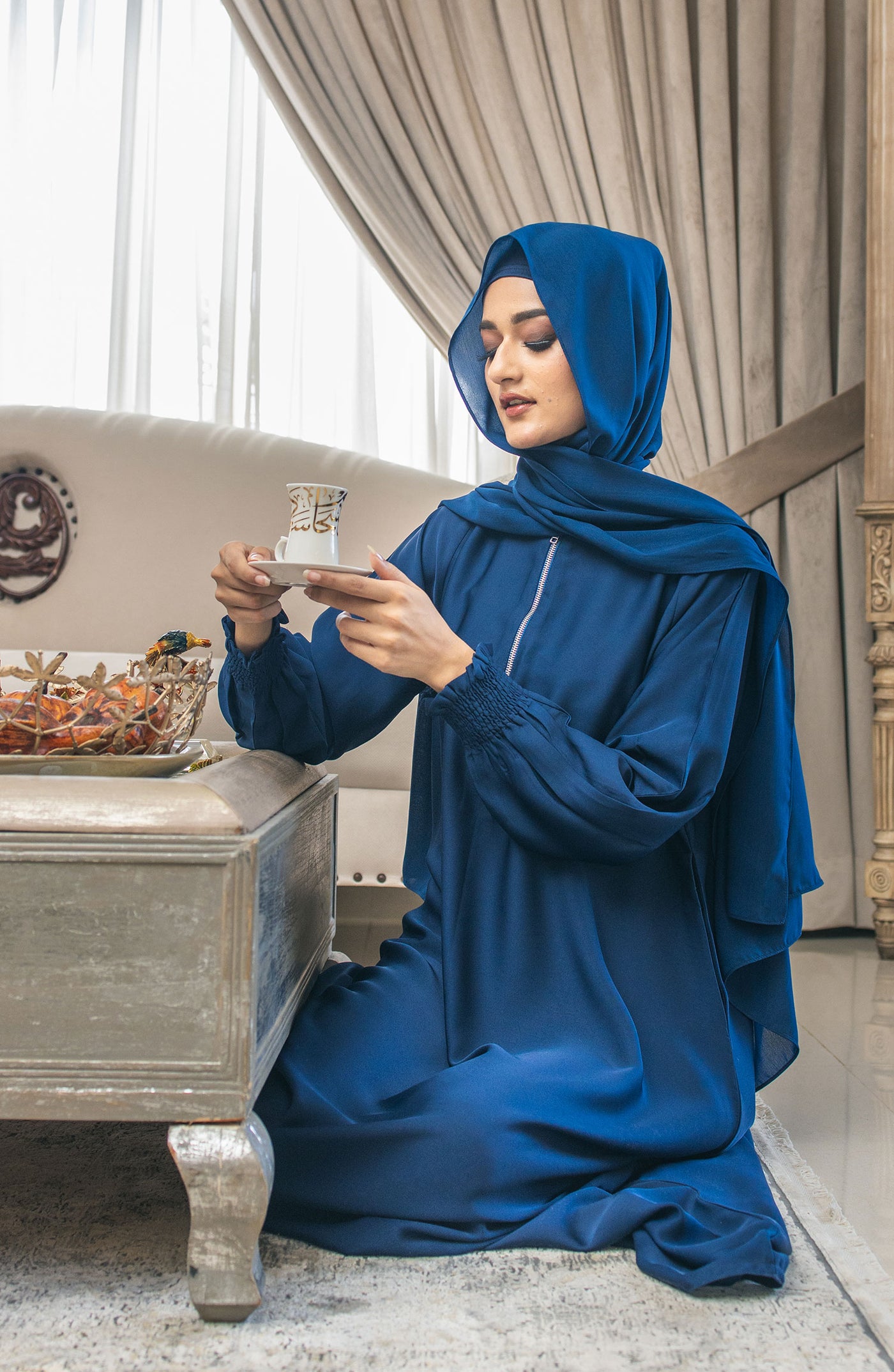front closed zipper abaya in Blue colour