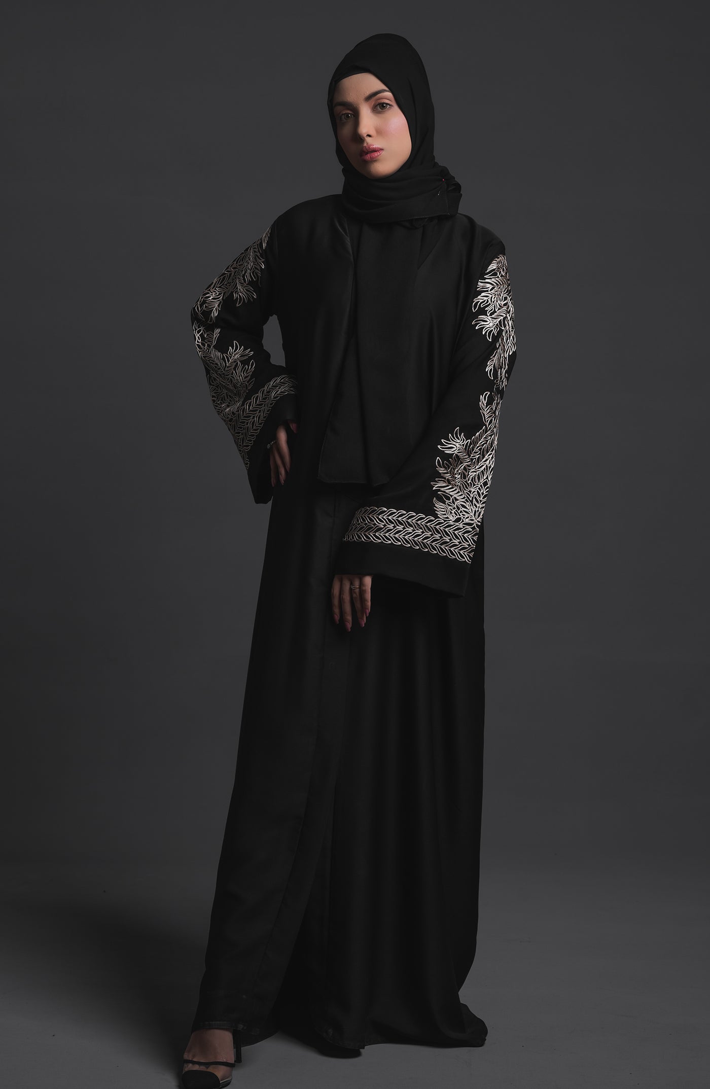rigel black embroidered abaya for women